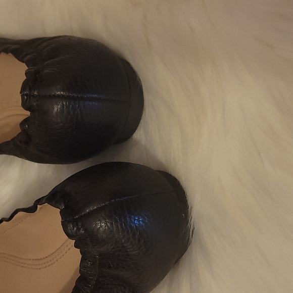 Tory Burch Shoes, NEW! - Picture 3 of 7